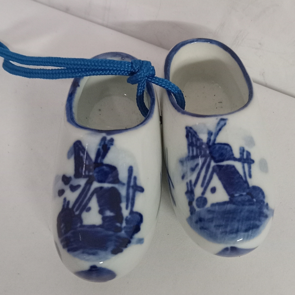 Delft Pottery Miniature Clog Shoes , Ornament Dutch Blue & White Windmill